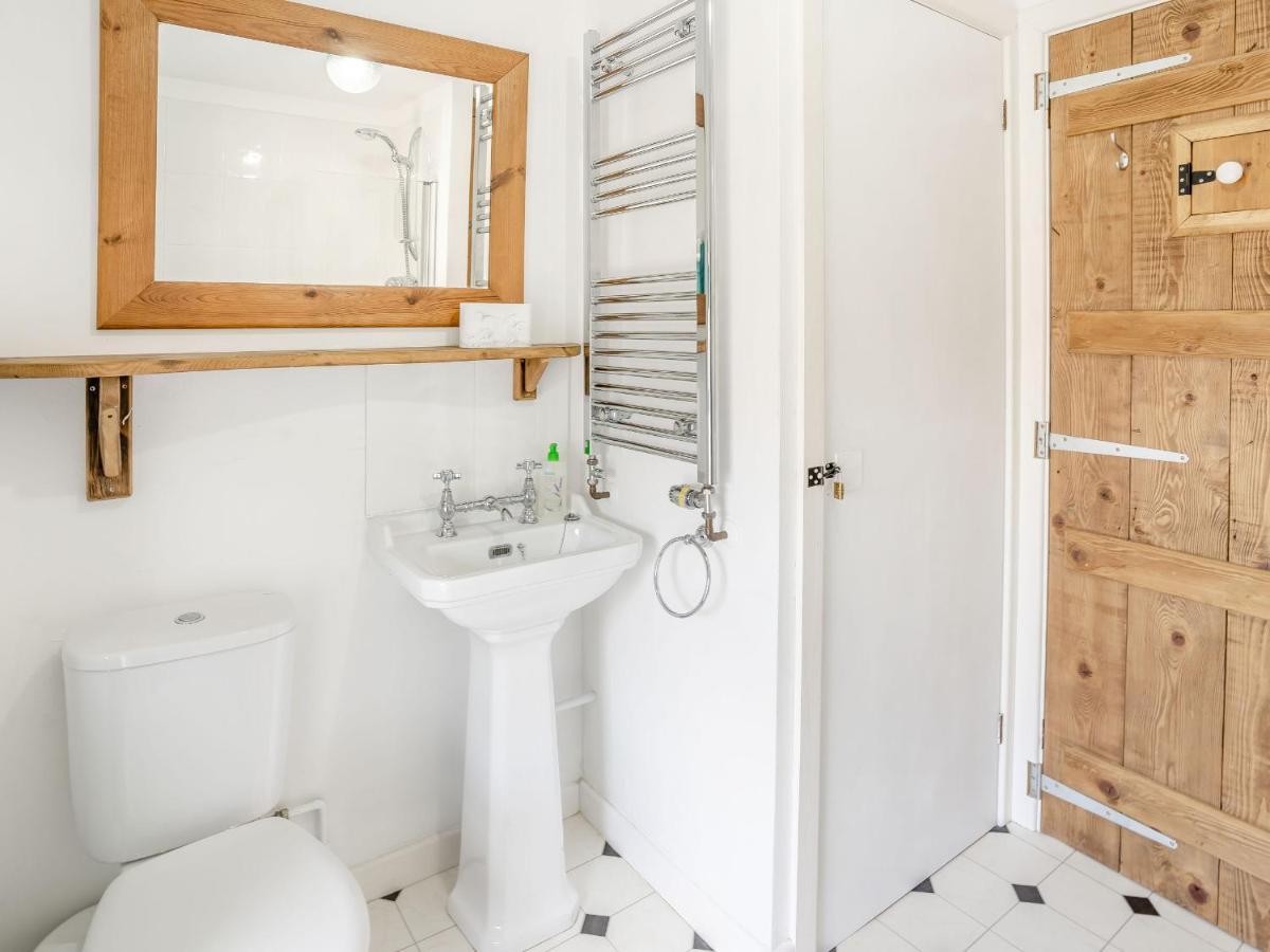 Sea Pickle Cottage Haverfordwest Exterior foto